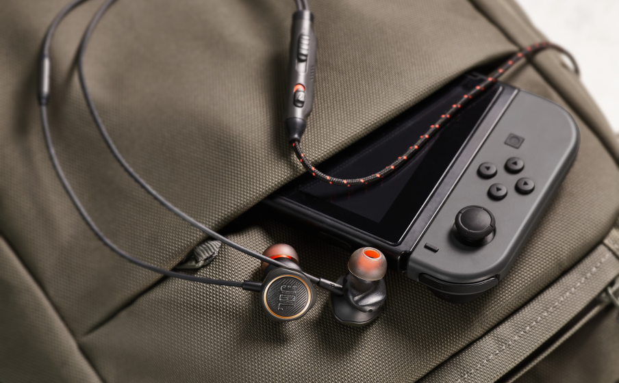 JBL Quantum 50 Contr&ocirc;le absolu gr&acirc;ce au curseur de volume et &agrave; la coupure du microphone - Image